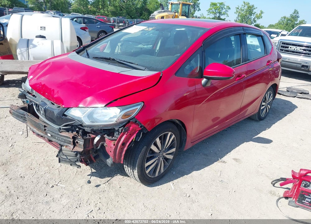 2015 HONDA FIT VIN: 3HGGK5H81FM702738