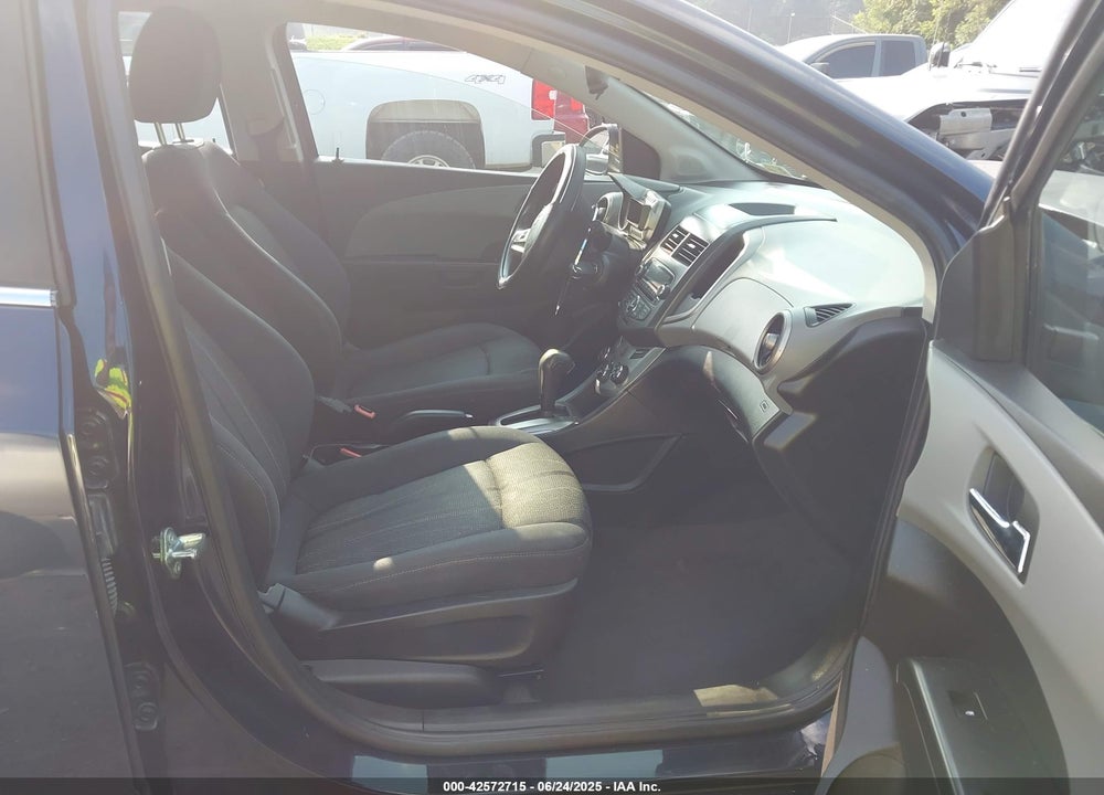 2015 CHEVROLET SONIC VIN: 1G1JC6SH0F4200968
