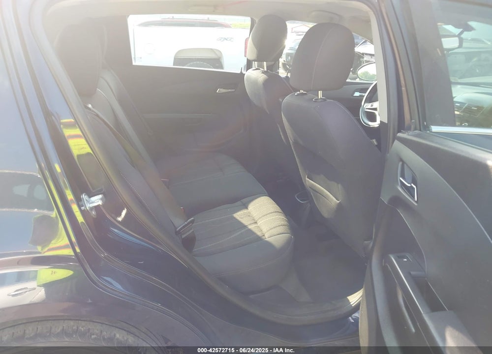 2015 CHEVROLET SONIC VIN: 1G1JC6SH0F4200968