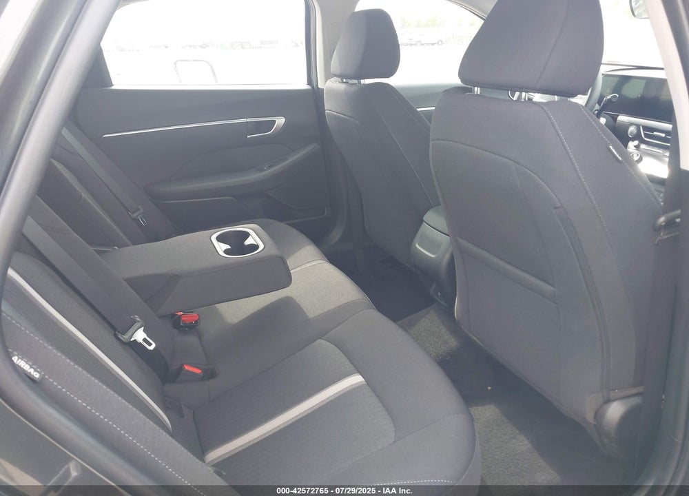 2025 HYUNDAI SONATA VIN: KMHL64JA3SA463687