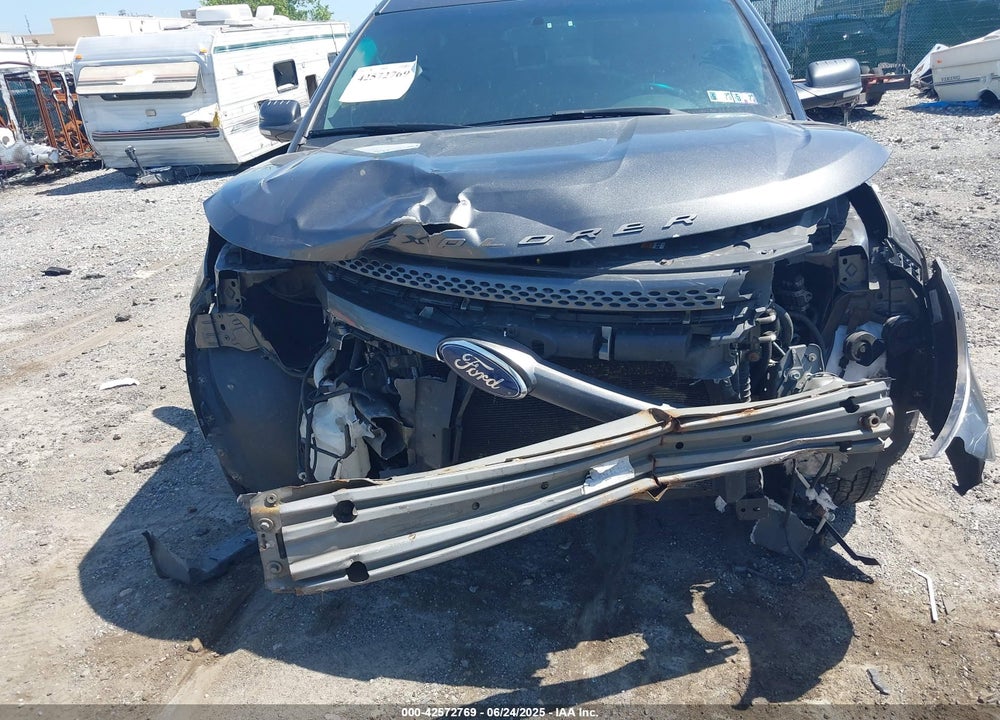 2015 FORD EXPLORER VIN: 1FM5K8D82FGB28928