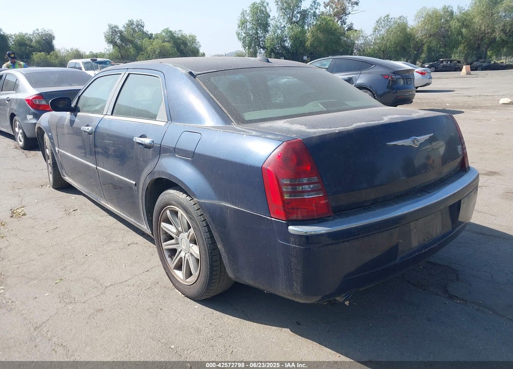 2005 CHRYSLER 300C VIN: 2C3AA63H55H668311