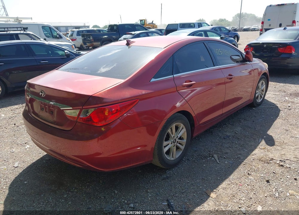 2013 HYUNDAI SONATA GLS VIN: 5NPEB4ACXDH696844