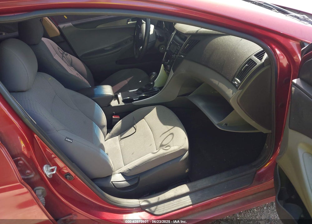 2013 HYUNDAI SONATA GLS VIN: 5NPEB4ACXDH696844