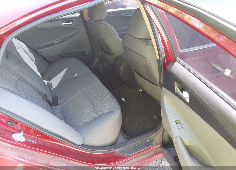 2013 HYUNDAI SONATA GLS VIN: 5NPEB4ACXDH696844