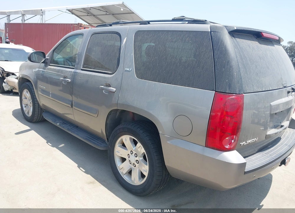 2007 GMC YUKON SLT VIN: 1GKFC13007R134178