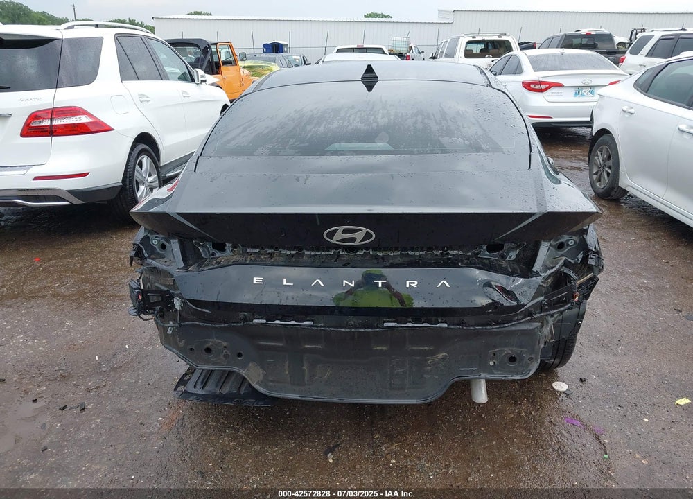 2024 HYUNDAI ELANTRA VIN: KMHLL4DG7RU849692