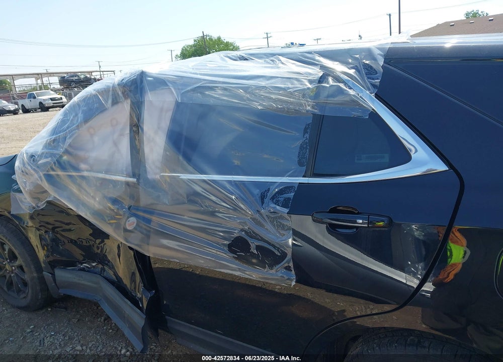 2018 CHEVROLET EQUINOX VIN: 2GNAXJEV9J6310674