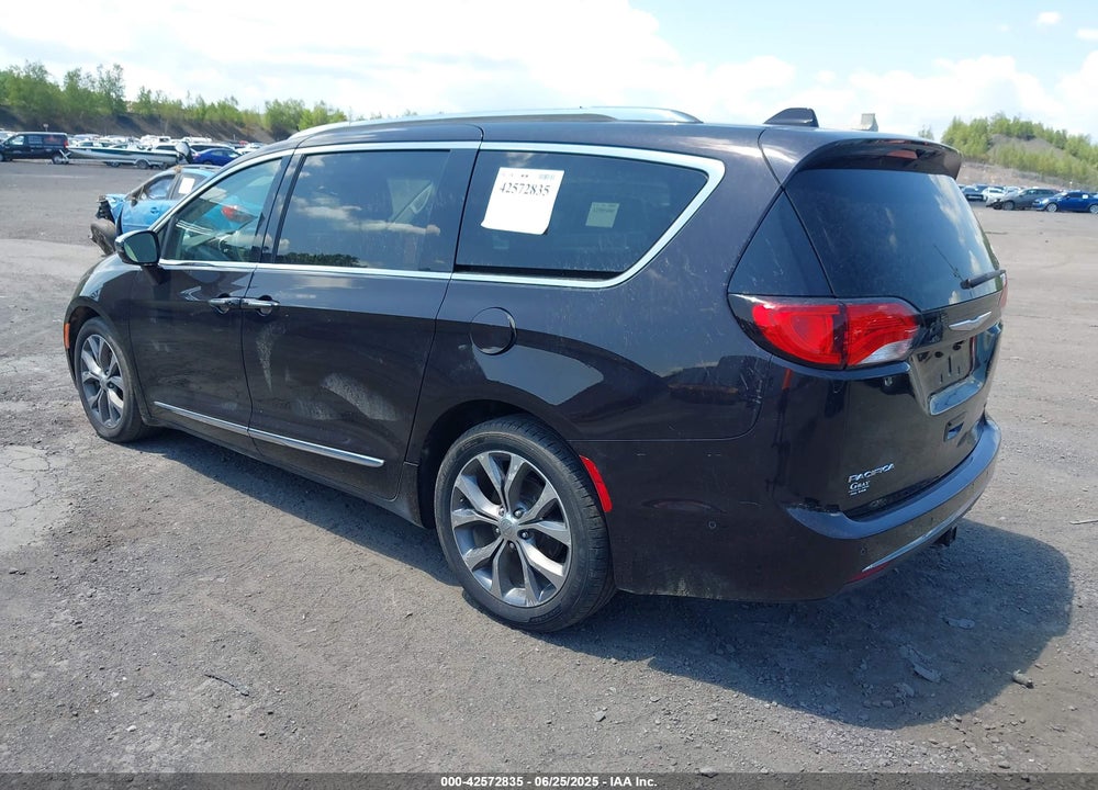 2017 CHRYSLER PACIFICA LIMITED VIN: 2C4RC1GG7HR525064