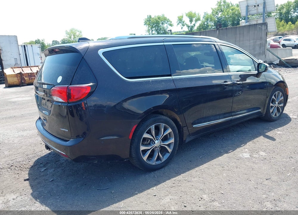 2017 CHRYSLER PACIFICA LIMITED VIN: 2C4RC1GG7HR525064