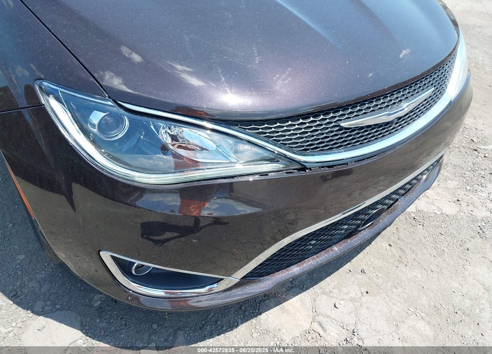 2017 CHRYSLER PACIFICA LIMITED VIN: 2C4RC1GG7HR525064