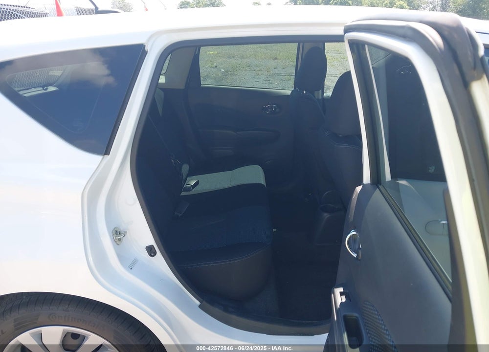 2018 NISSAN VERSA NOTE VIN: 3N1CE2CP4JL353061
