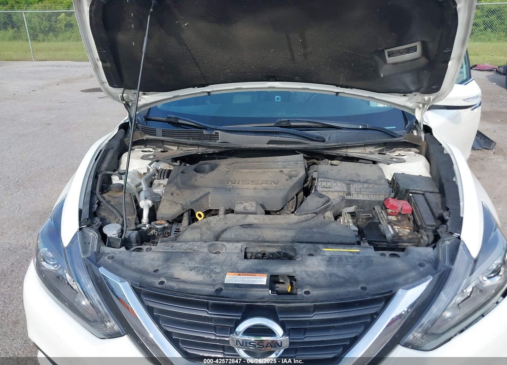 2016 NISSAN ALTIMA VIN: 1N4AL3AP1GC267025