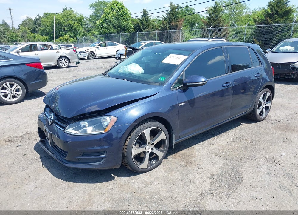 2015 VOLKSWAGEN GOLF VIN: 3VW2A7AU1FM041112