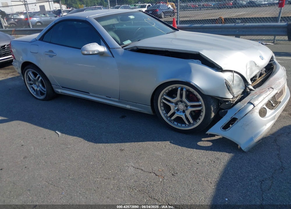2001 MERCEDES-BENZ SLK 320 VIN: WDBKK65FX1F188655