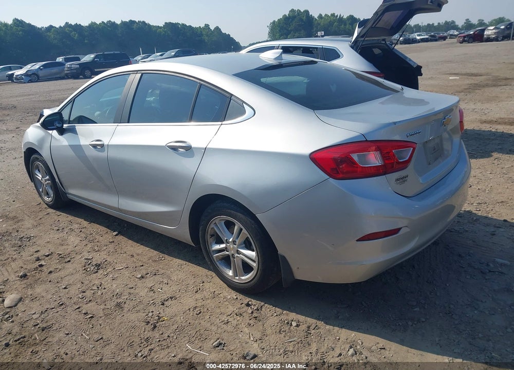 2017 CHEVROLET CRUZE VIN: 1G1BE5SM6H7138175