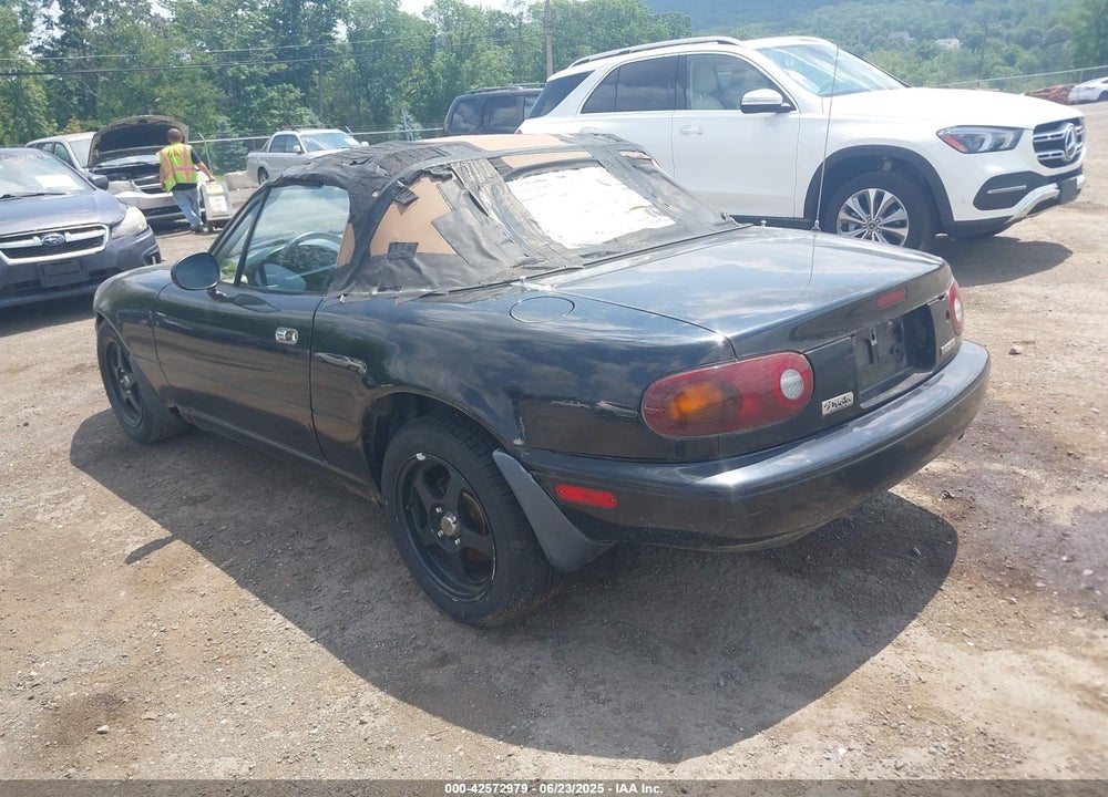 1992 MAZDA MX-5 MIATA VIN: JM1NA3511N0323566