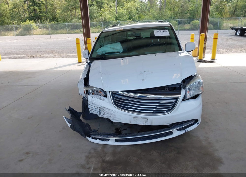 2014 CHRYSLER TOWN & COUNTRY TOURING VIN: 2C4RC1BG5ER124065