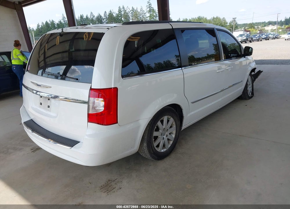 2014 CHRYSLER TOWN & COUNTRY TOURING VIN: 2C4RC1BG5ER124065