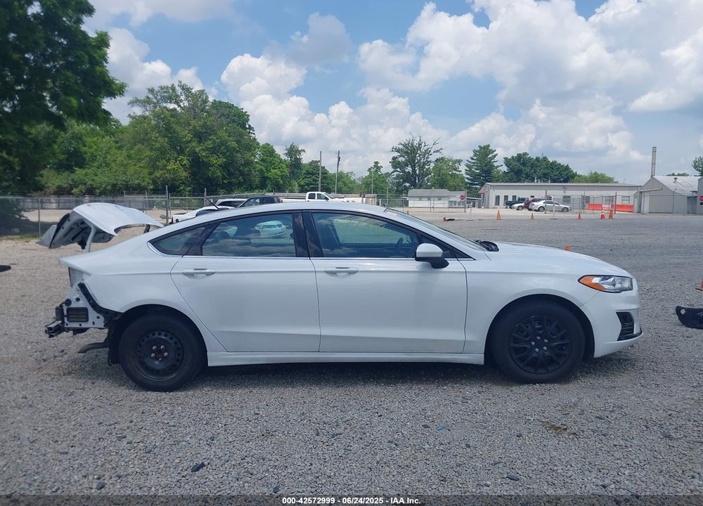 2019 FORD FUSION VIN: 3FA6P0G75KR279916