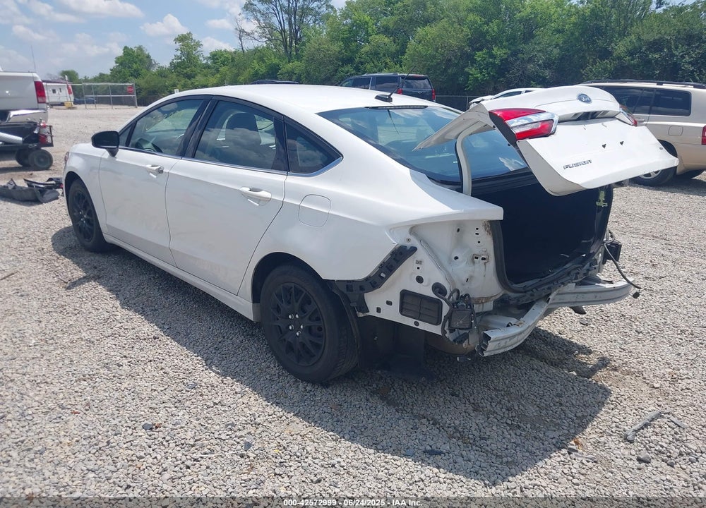 2019 FORD FUSION VIN: 3FA6P0G75KR279916