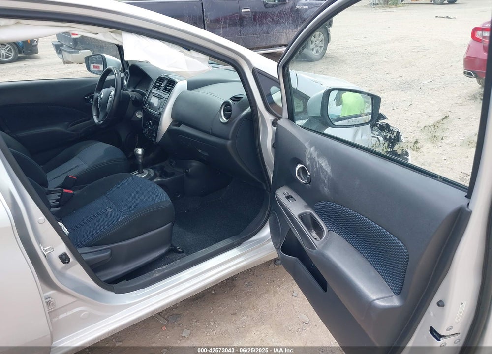 2017 NISSAN VERSA NOTE VIN: 3N1CE2CP0HL379134