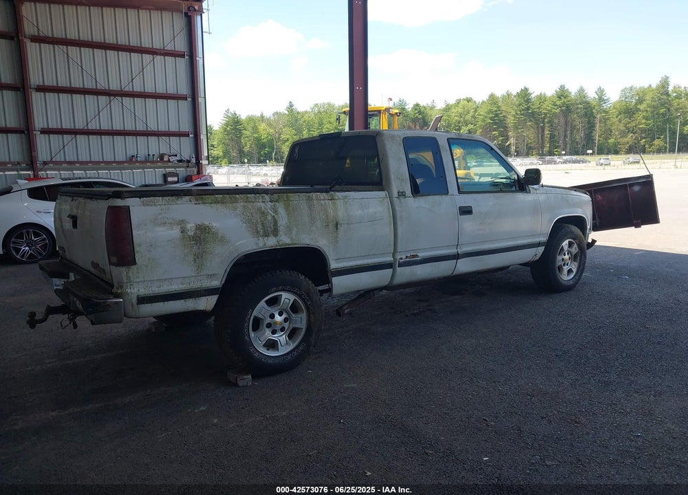 1994 GMC SIERRA K1500 VIN: 2GTEK19K2R1579505