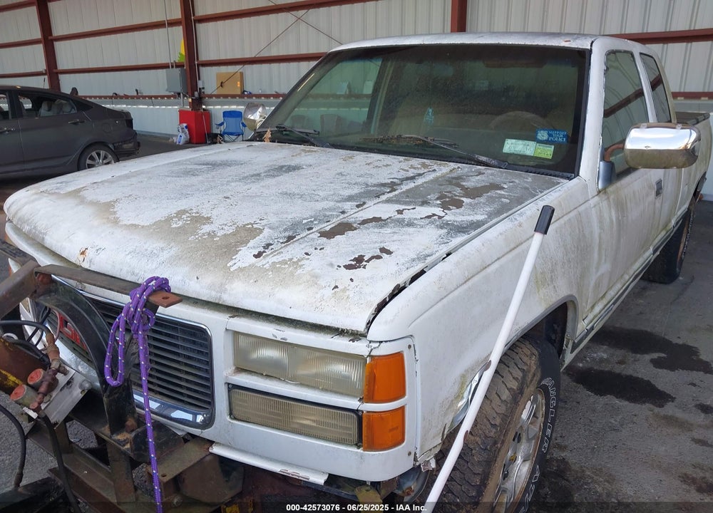 1994 GMC SIERRA K1500 VIN: 2GTEK19K2R1579505