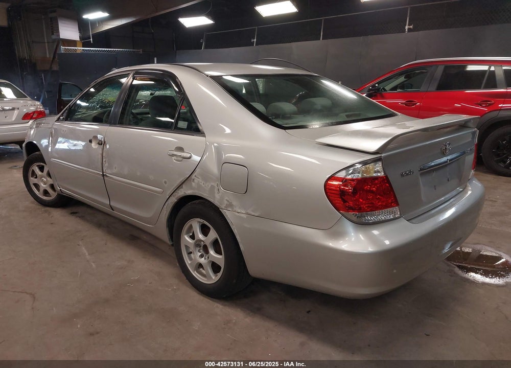 2005 TOYOTA CAMRY LE VIN: 4T1BE32K55U422447
