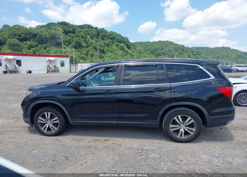 2017 HONDA PILOT EX-L VIN: 5FNYF6H53HB025394
