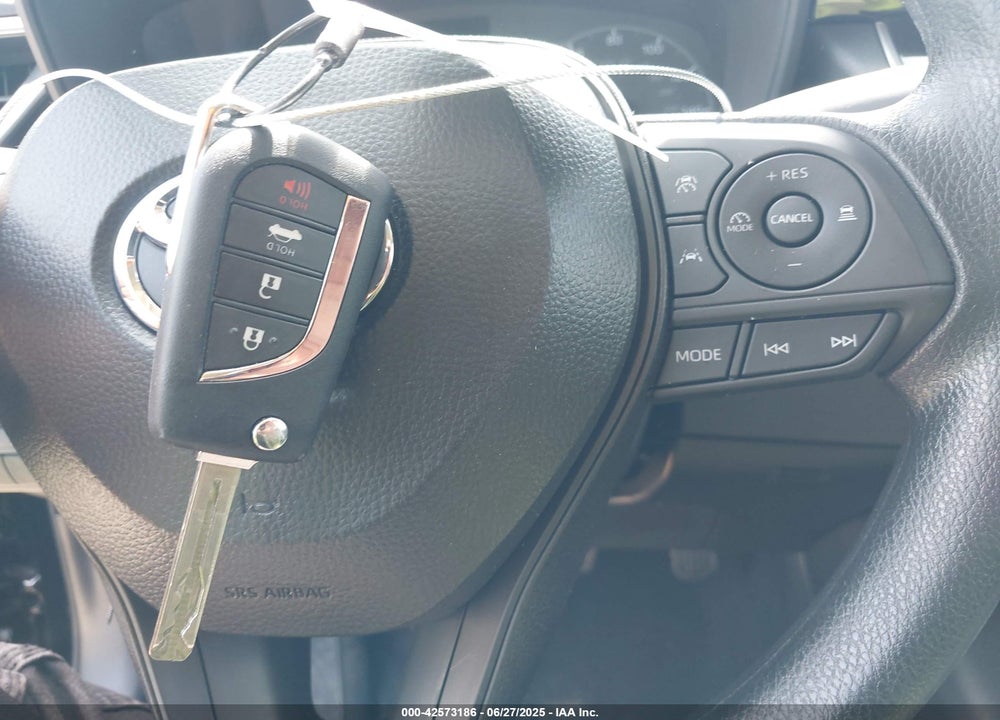 2025 TOYOTA COROLLA LE VIN: 5YFB4MDEXSP311387