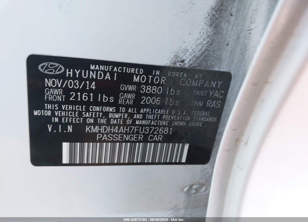 2015 HYUNDAI ELANTRA VIN: KMHDH4AH7FU372681