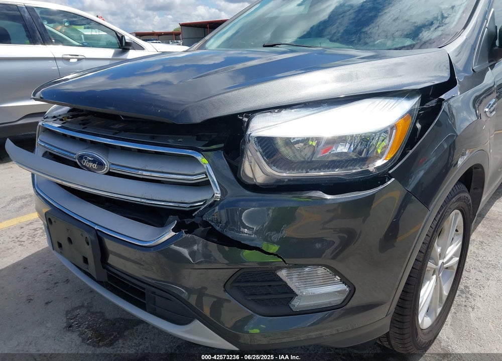 2018 FORD ESCAPE SE VIN: 1FMCU9GD1JUC06528
