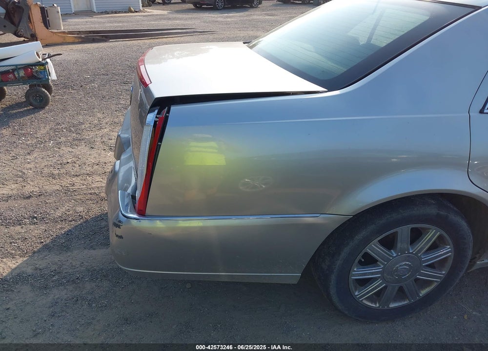 2006 CADILLAC DTS VIN: 1G6KD57Y86U159763