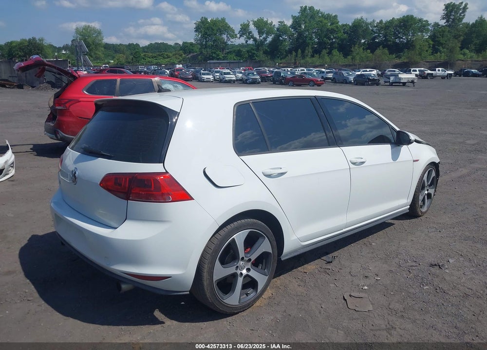 2017 VOLKSWAGEN GOLF VIN: 3VW5T7AU7HM074478