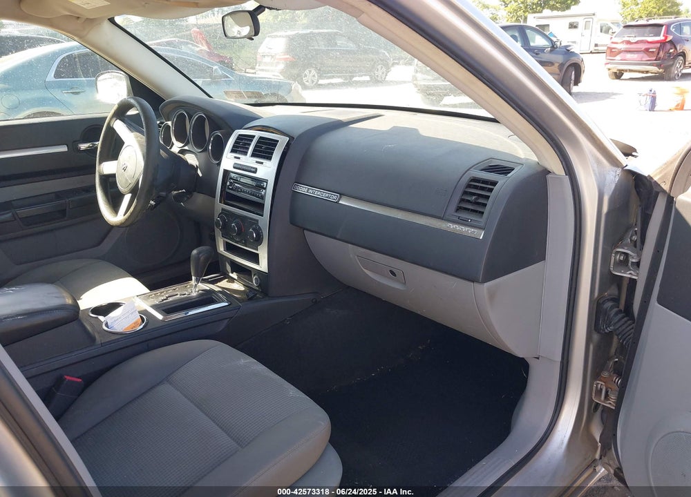 2008 DODGE CHARGER VIN: 2B3KA43G88H334078