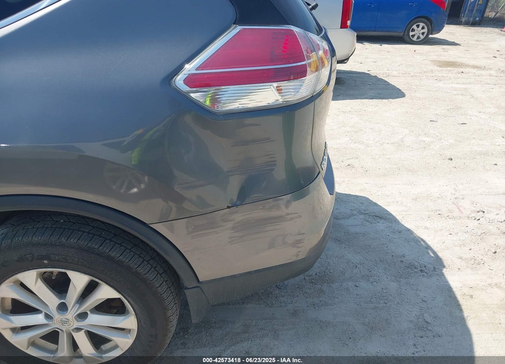 2015 NISSAN ROGUE SV VIN: 5N1AT2MV1FC840160