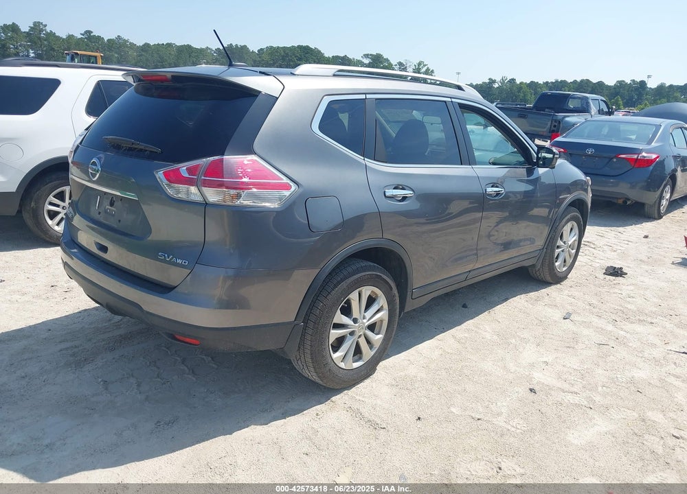 2015 NISSAN ROGUE SV VIN: 5N1AT2MV1FC840160
