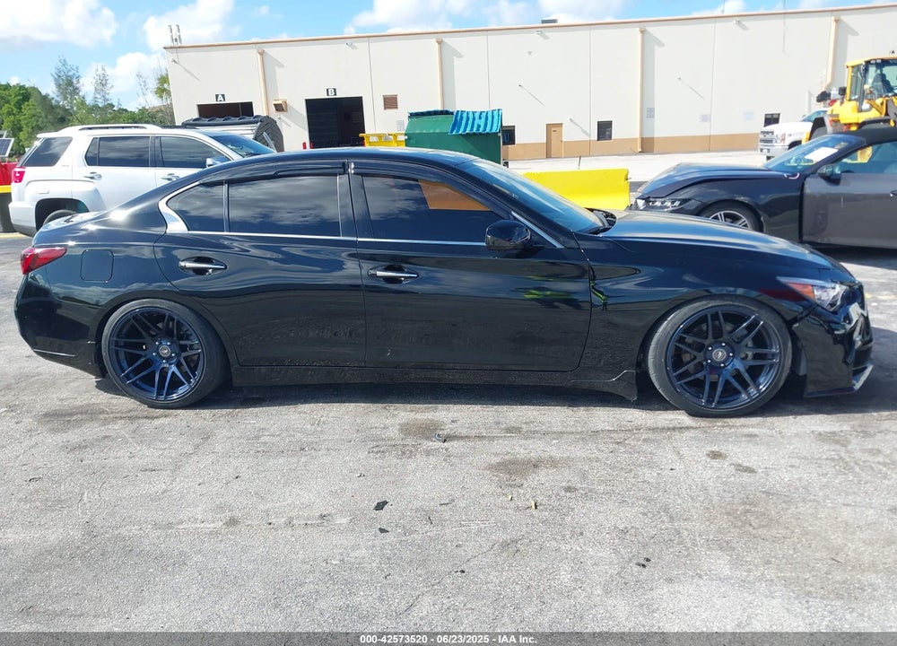 2018 INFINITI Q50 3.0T LUXE VIN: JN1EV7AP4JM355312