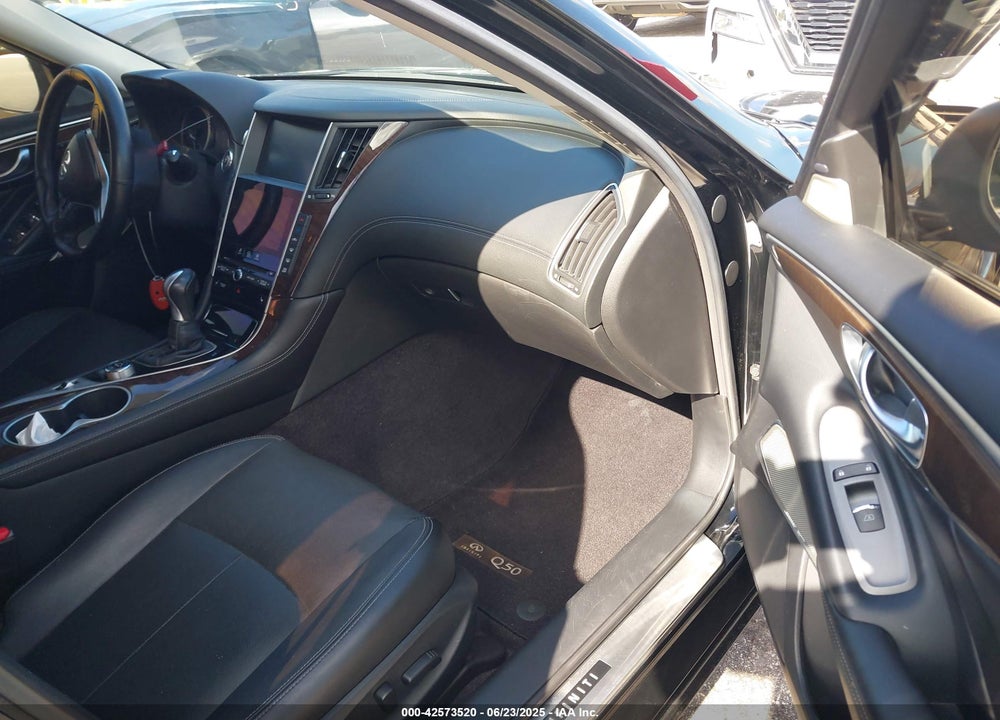 2018 INFINITI Q50 3.0T LUXE VIN: JN1EV7AP4JM355312