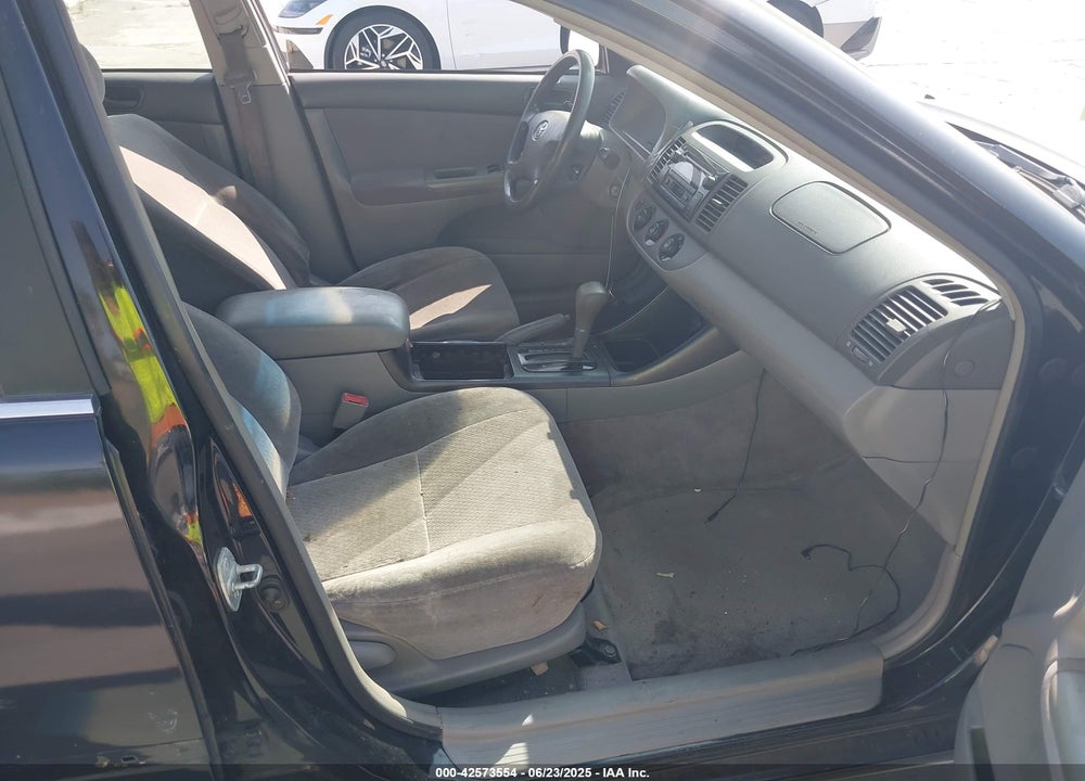 2003 TOYOTA CAMRY LE VIN: JTDBE32K130177607
