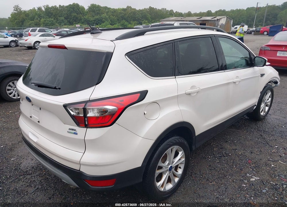 2018 FORD ESCAPE VIN: 1FMCU9HD6JUD62028