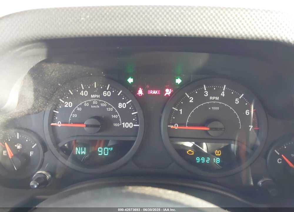 2008 JEEP WRANGLER / VIN: 1J4FA24198L652934