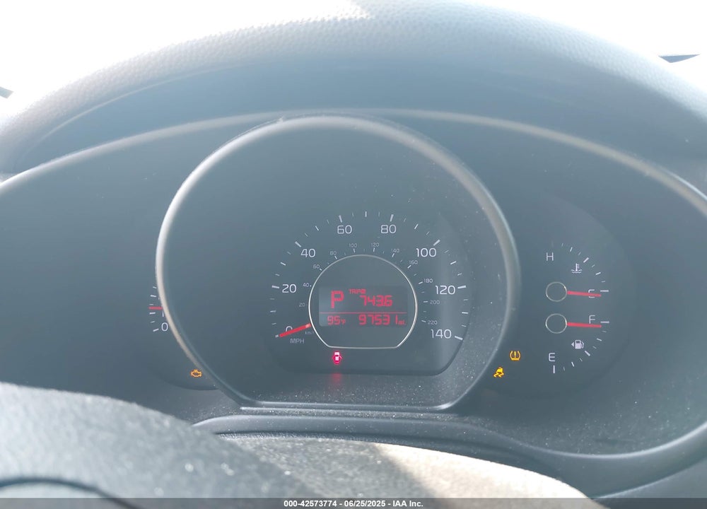 2016 KIA SOUL VIN: KNDJN2A24G7367180