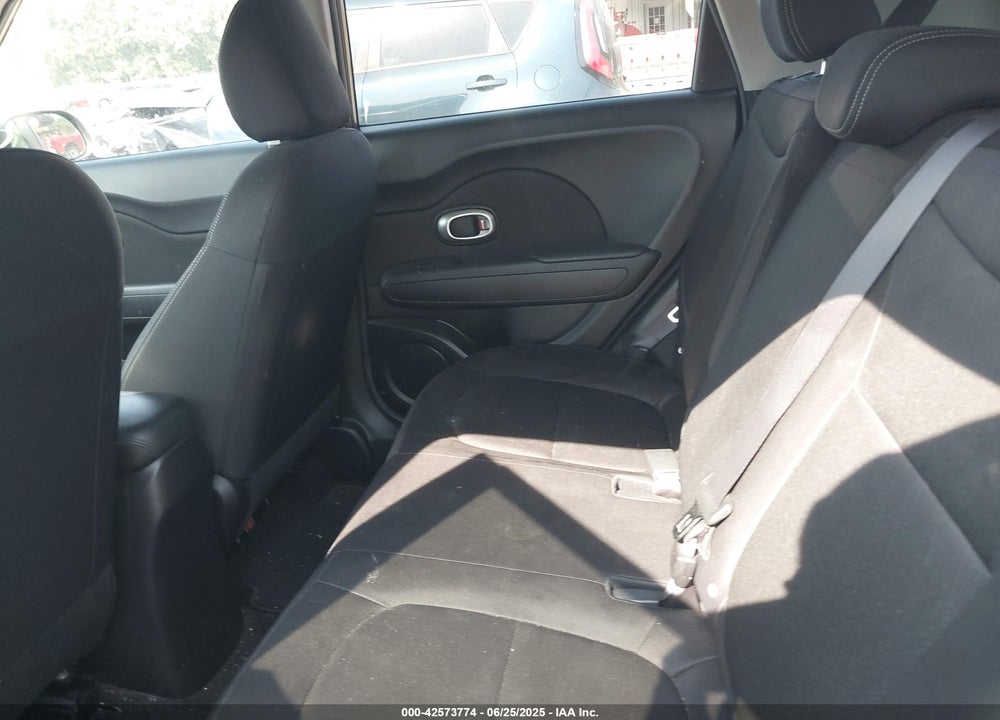 2016 KIA SOUL VIN: KNDJN2A24G7367180