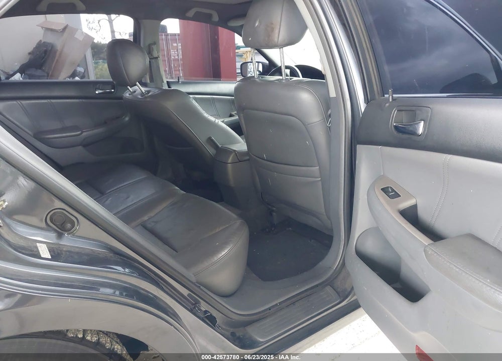 2006 HONDA ACCORD VIN: 1HGCM55766A155208