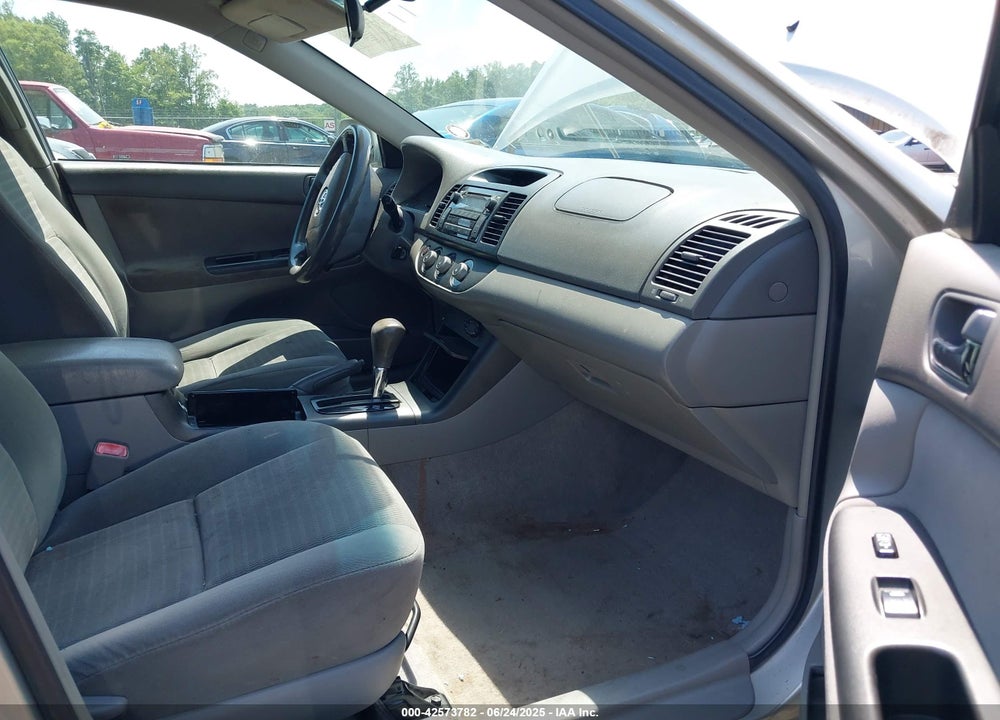 2005 TOYOTA CAMRY LE VIN: 4T1BE30K55U043628