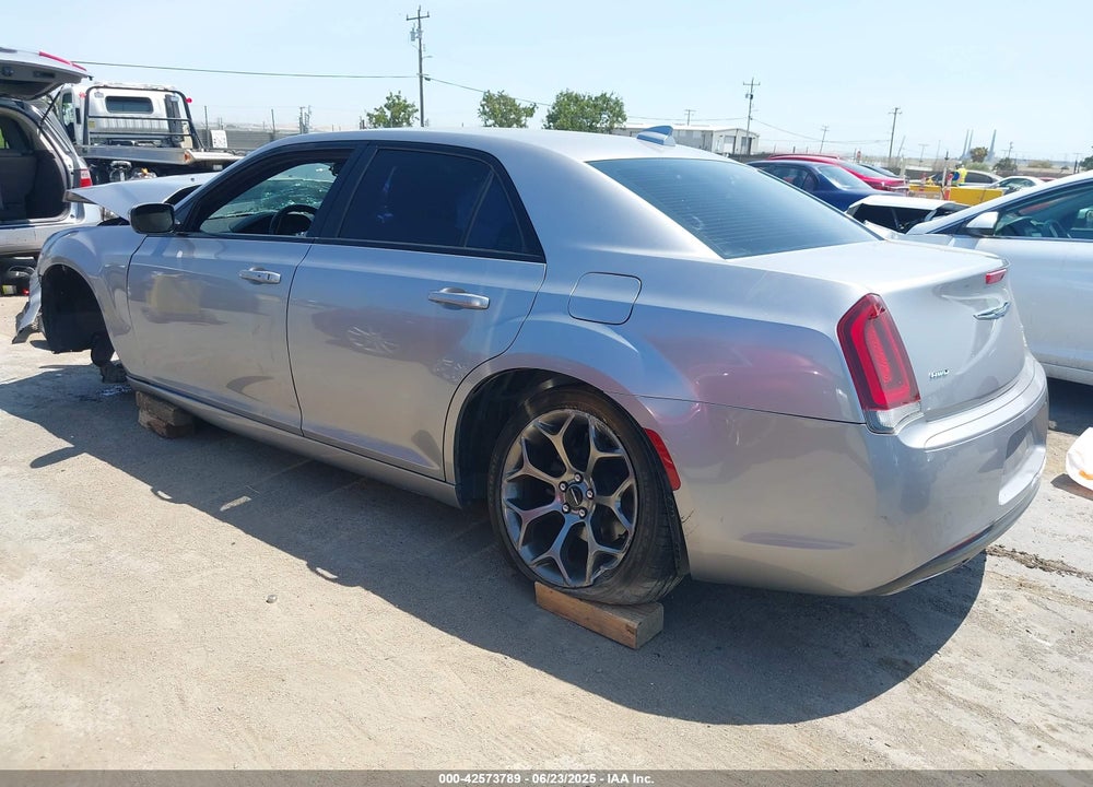 2018 CHRYSLER 300 VIN: 2C3CCABG4JH227276