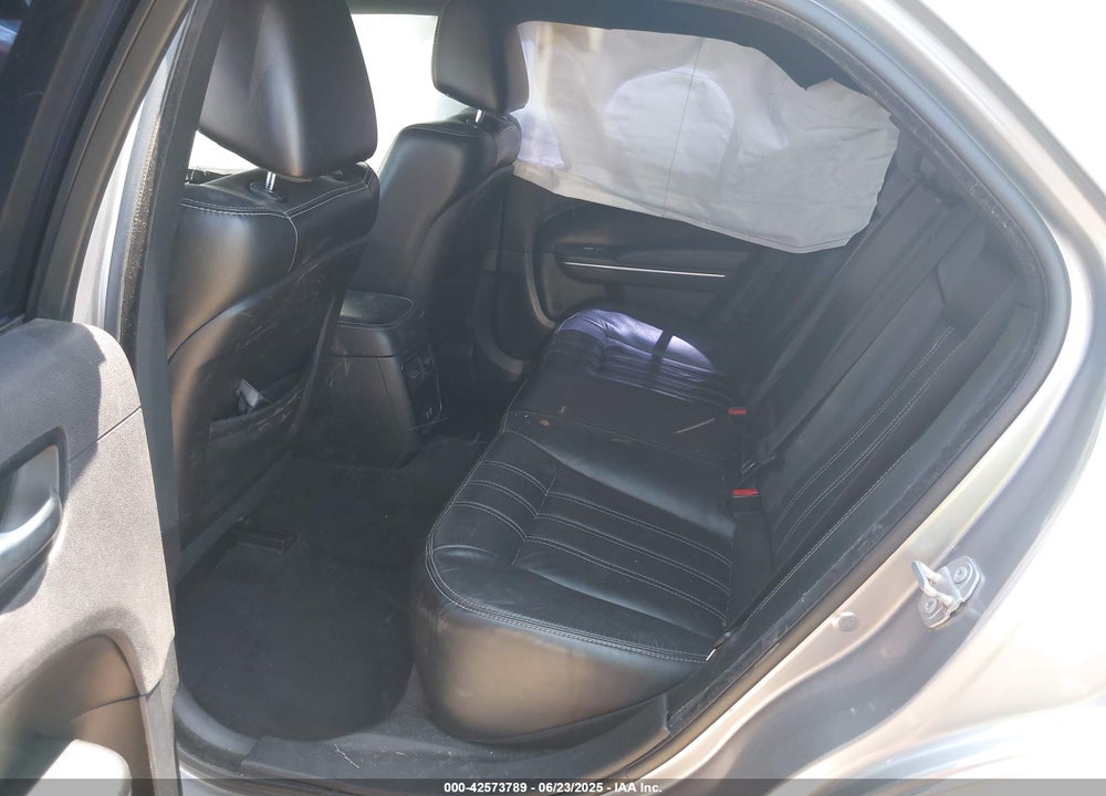 2018 CHRYSLER 300 VIN: 2C3CCABG4JH227276