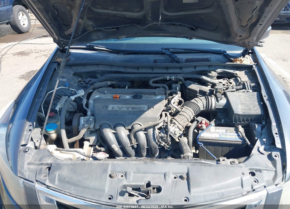 2008 HONDA ACCORD VIN: 1HGCP26818A000260